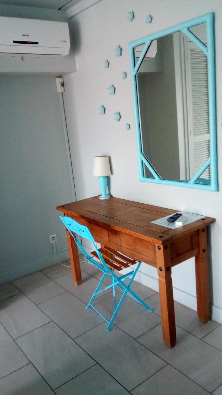 Hotel-Restaurant La Dunette Sainte-Anne Ngoại thất bức ảnh